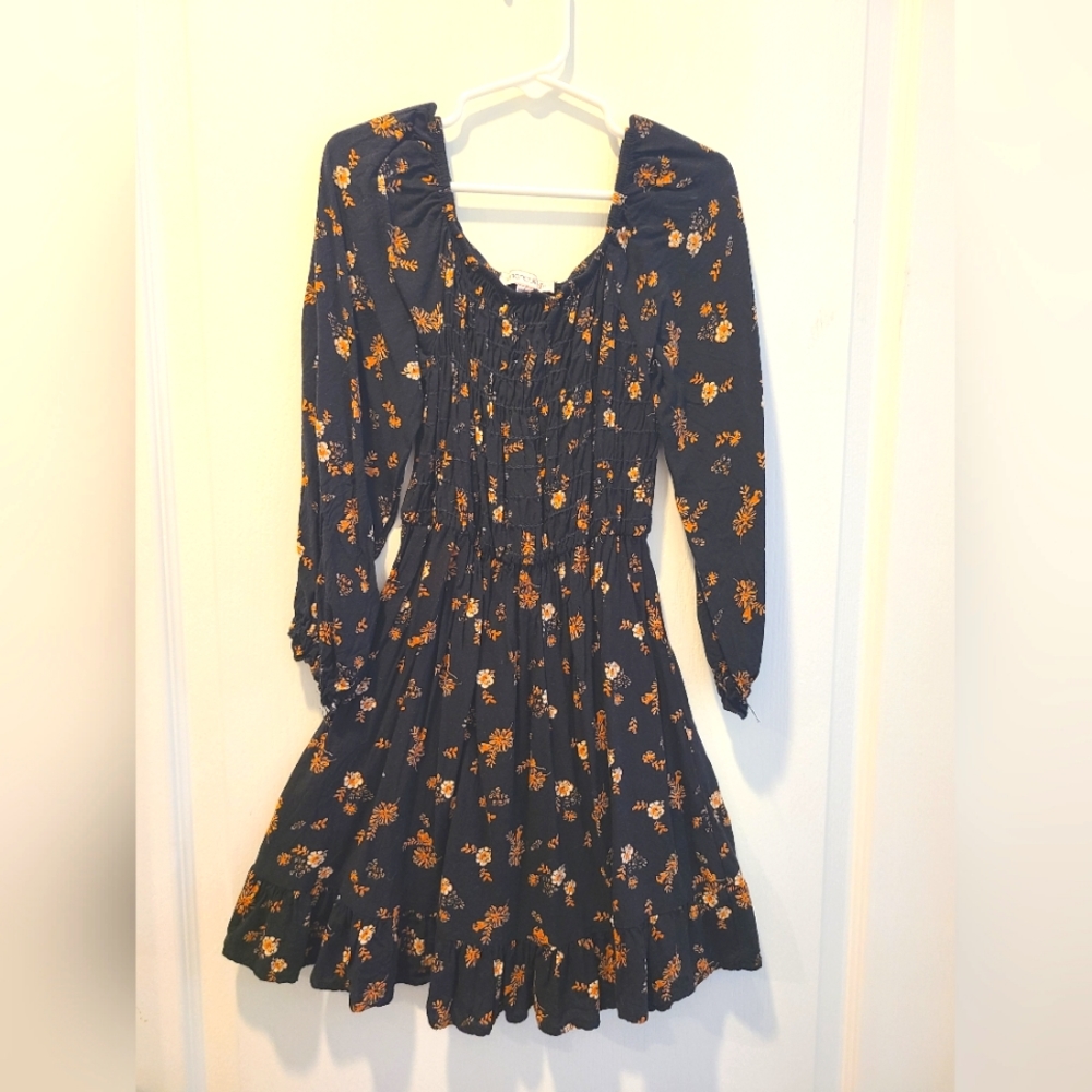 Girls dress size 8